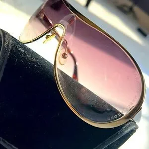 Marc by Marc Jacobs ? Sunglasses w/FREE Used Case Pre-Loved Marc Jacobs Sunglasses Case White | Mercari main image 4